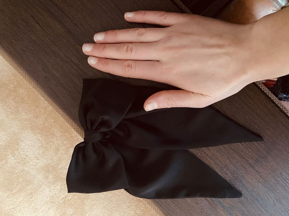 Бантик для волосся