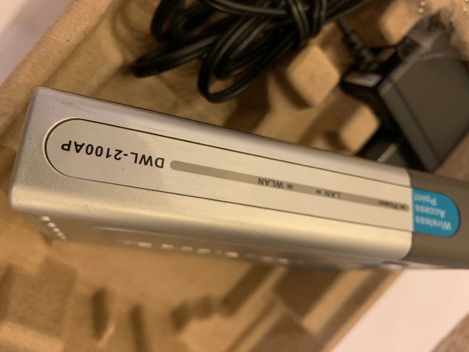 Точка доступу D-Link Wireless 108G Access DWL-2100 AP інет по повітрі