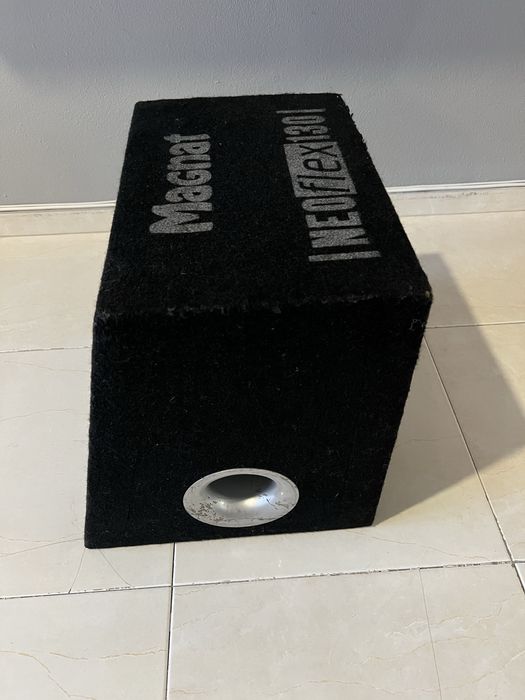 Subwoofer Magnat 460W