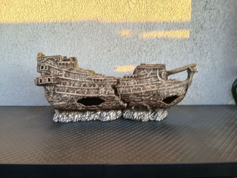 Statek ceramiczny