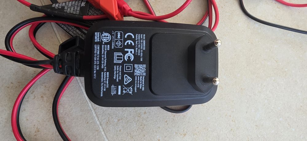 Ładowarka motocyklowa Noco Genius 1