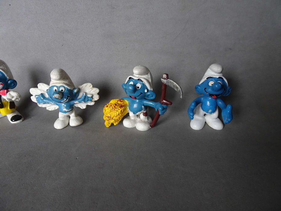 Figuras em PVC diversas da coleção Estrunfes Estrumpfes