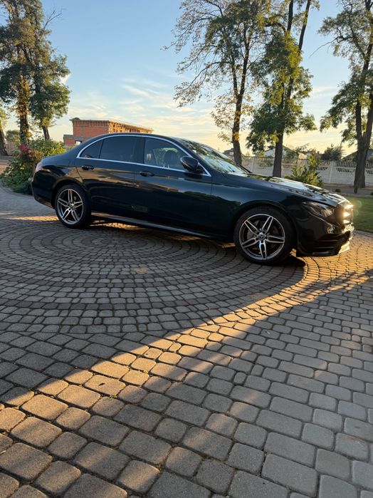 Mercedes E220 W213