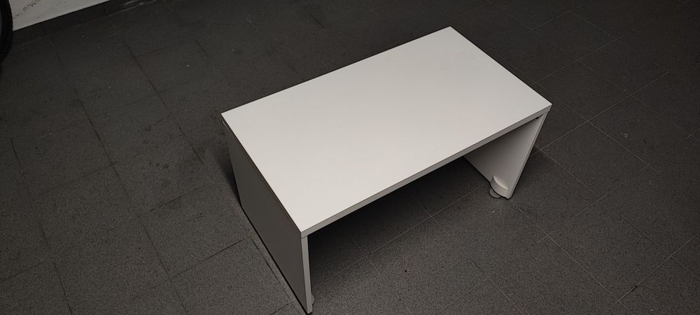 Mesa pequena IKEA