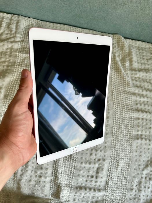 iPad Pro 10.5 64 GB рожевий айпад про 10.5 64 Гб планшет Apple