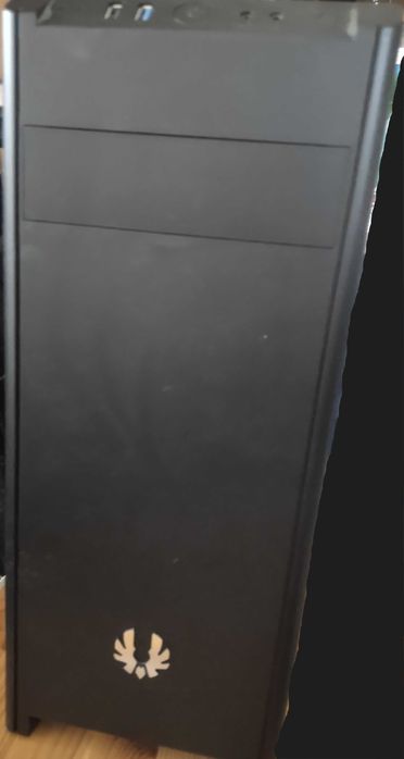 Komputer i5-8500, SSD Samsung PM981 256GB M.2 NVMe,Amd Radeon R9 200