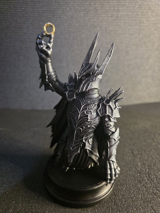 Busto Sauron com o Um Anel (Senhor dos Anéis) – Impressão 3D Pintado à Mão