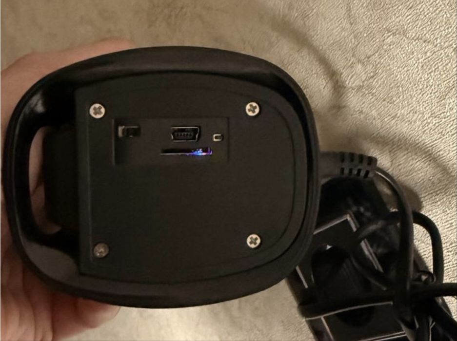 Wi Fi Міні Камера в зарядці,відеоогляд зарядка,відеоспостереженя,видео