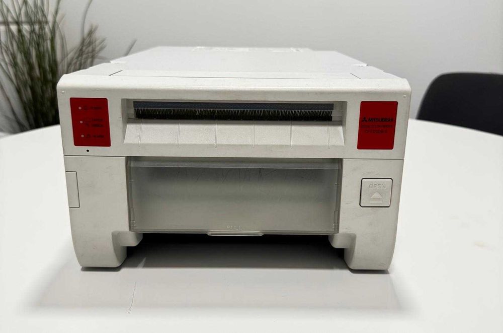 Impressora Fotográfica Mitsubishi CP-D70DW-S