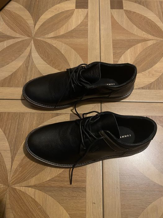 Шкіряні туфлі Tommy Hilfiger 41 розмір