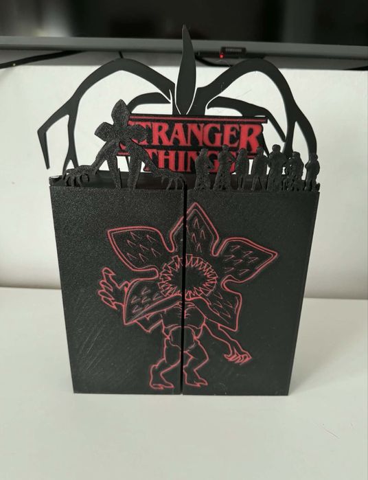 Polka stranger things