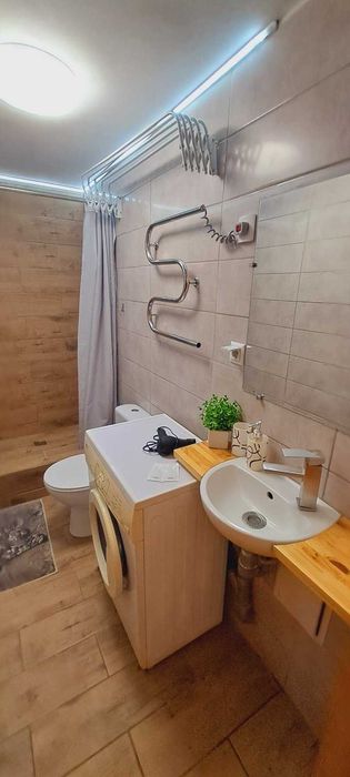 НОВА квартира подобово. Центр та вокзал.Є все!Апартаменти з парковкою