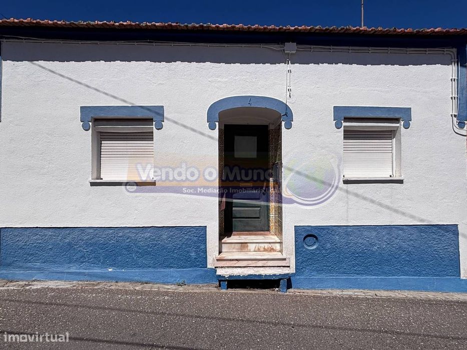 Moradia T2 + 1 em Mora (MOR104)