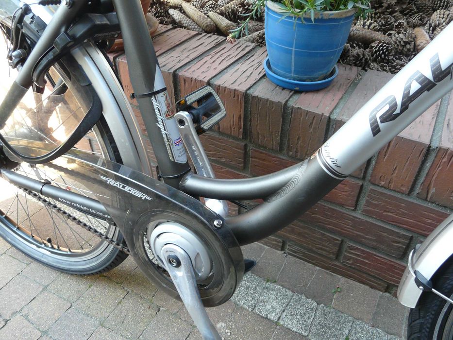 Rower miejski RALEIGH Dover Alm 26"/45 nożny hamulec-Britisch