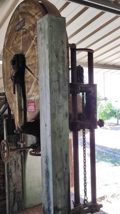 Serra de fita madeira para serração/carpintaria marca Pinheiro