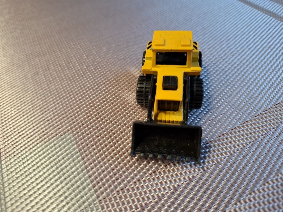 Matchbox tractor snover model samochodu