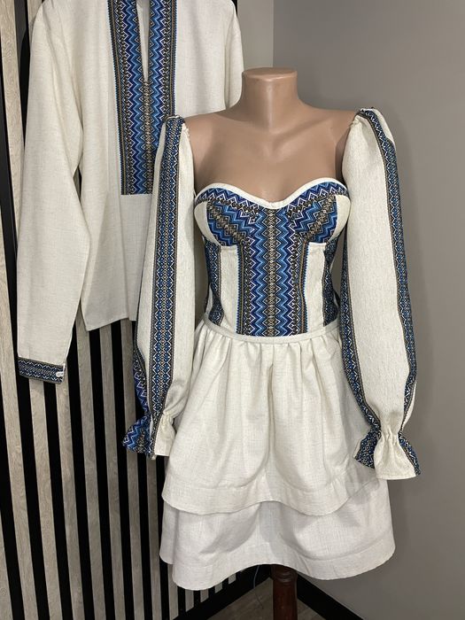 Костюм з вишивкою