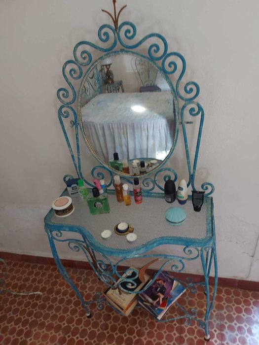 Quarto em ferro forjado