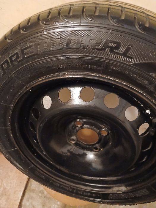 Sprzedam opony 15" z felgami