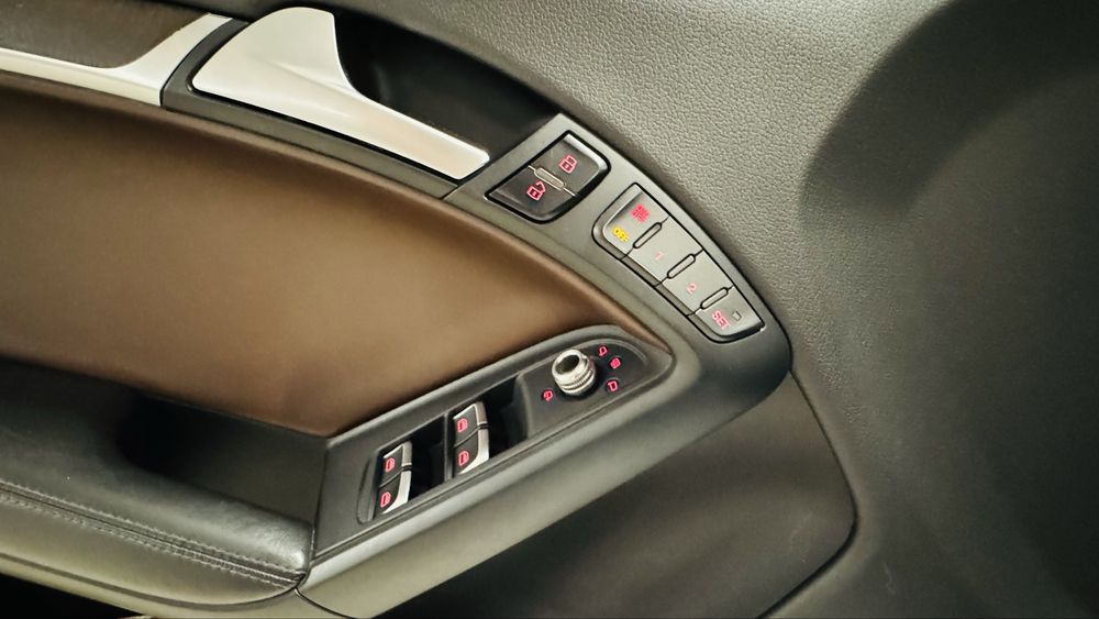 Audi A5 2.0 TDI Cabrio S-Line / Nacional