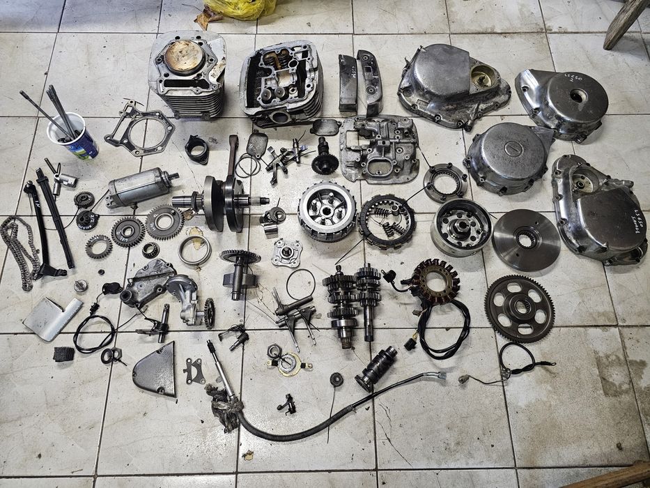 Suzuki LS 650 savage silnik części wał pompa kapa skrzynia głowica