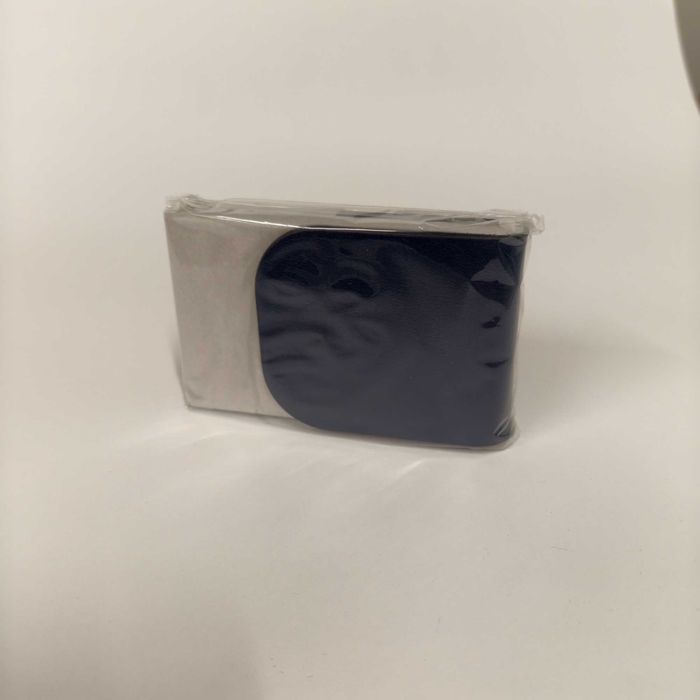 Etui na karty kredytowe granatowe