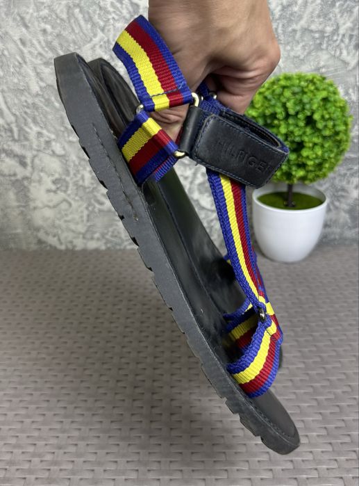 Tommy Hilfiger сандали босоножки 44 размер яркие