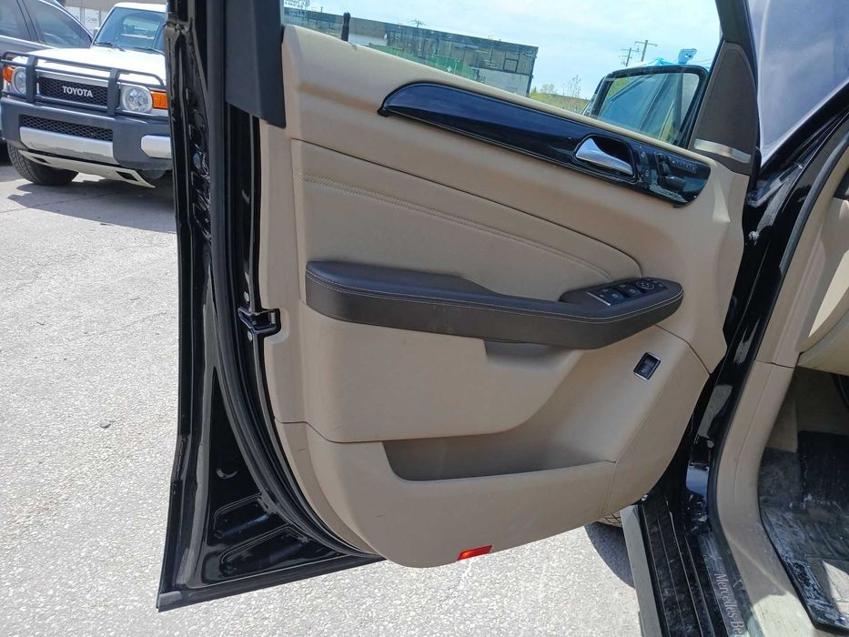 Mercedes Benz ML350 2014 дизель