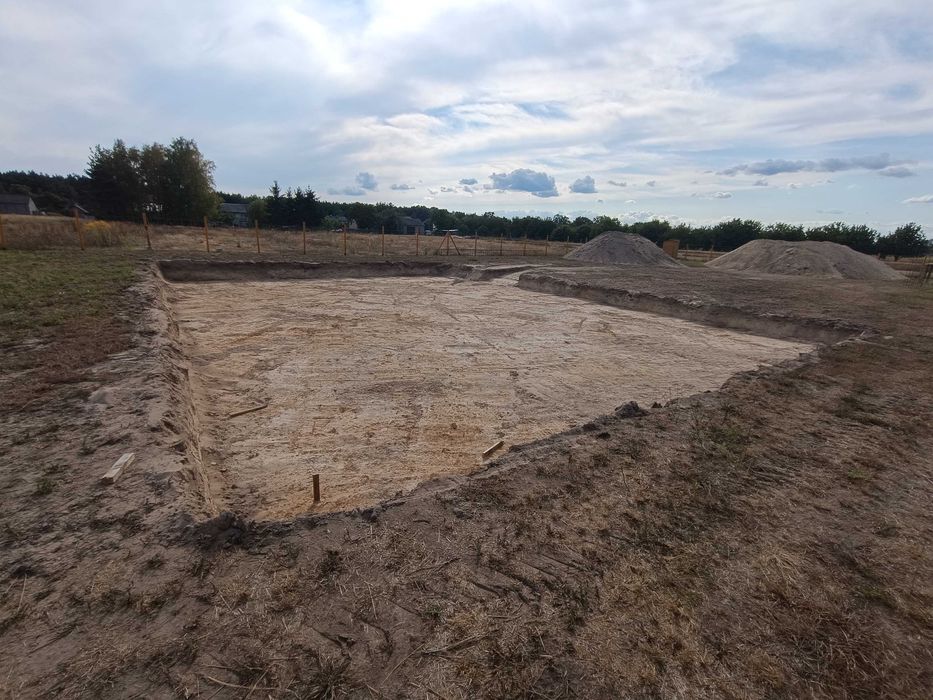 Usługi koparką - wykopy. Transport piach ziemia gruz