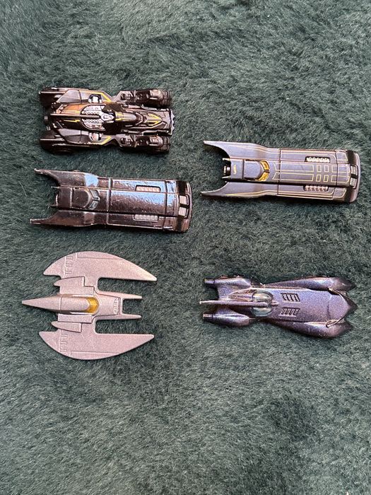 5 Bat mobili hot wheels