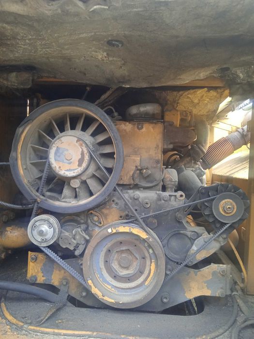 Катерпілер 214 в