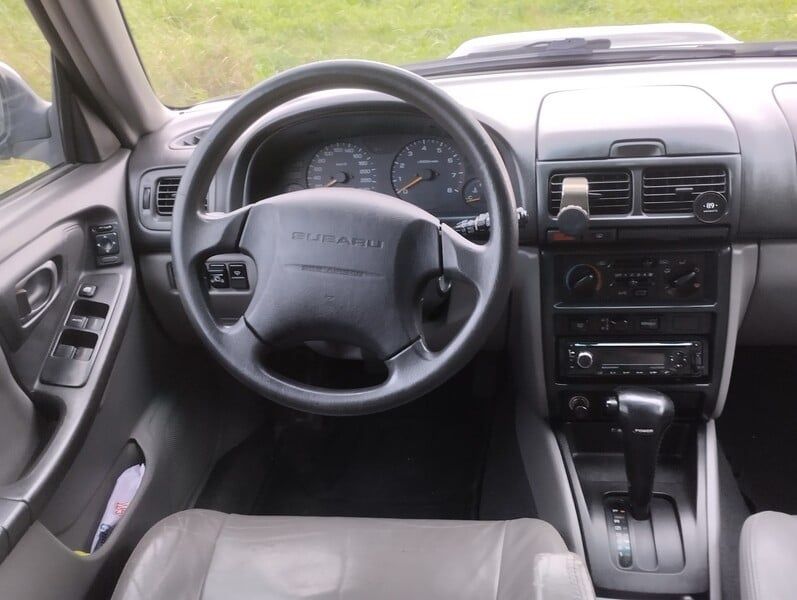 Subaru Forester 1998 г