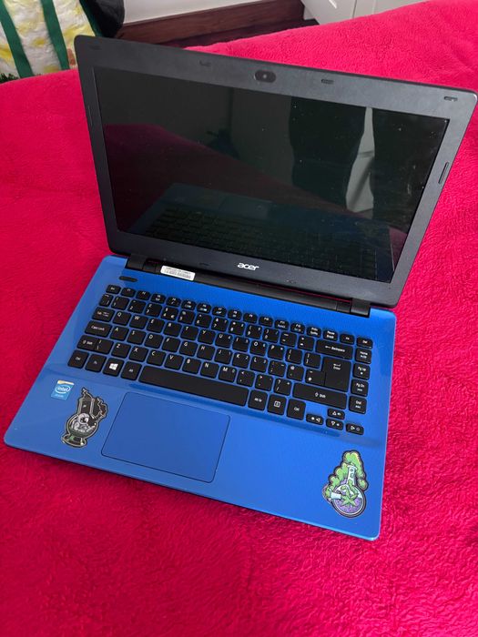 Acer Aspire E5-411 – Bom Estado Geral