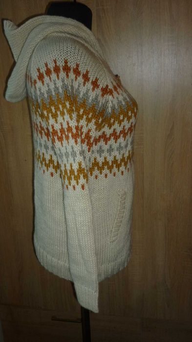 Saltrock- damski sweter z wełną i kapturem  r; XL
