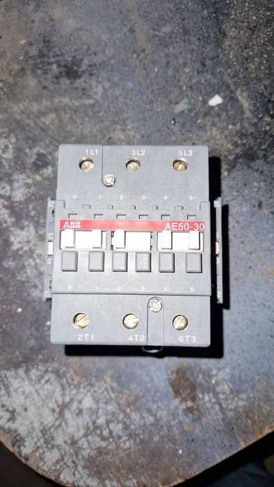Контактор АВВ АЕ50-30 невикористовувався