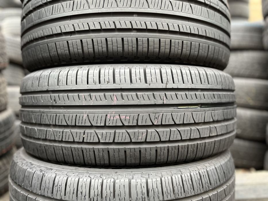 235/60/R18 (all Season) Pirelli Scorpion