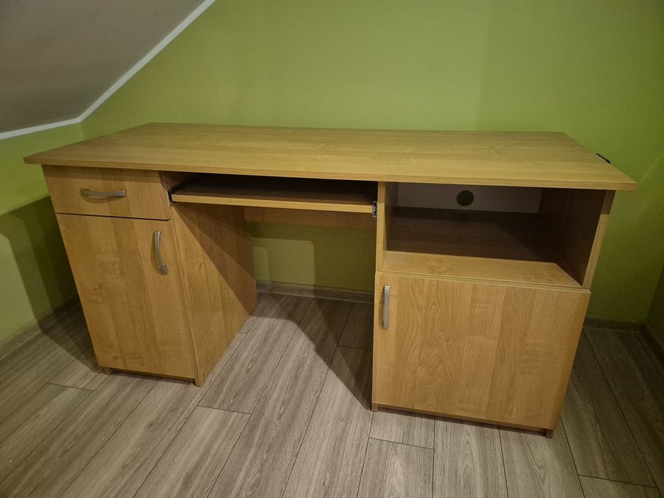 Biurko 155x63 wys. 80
