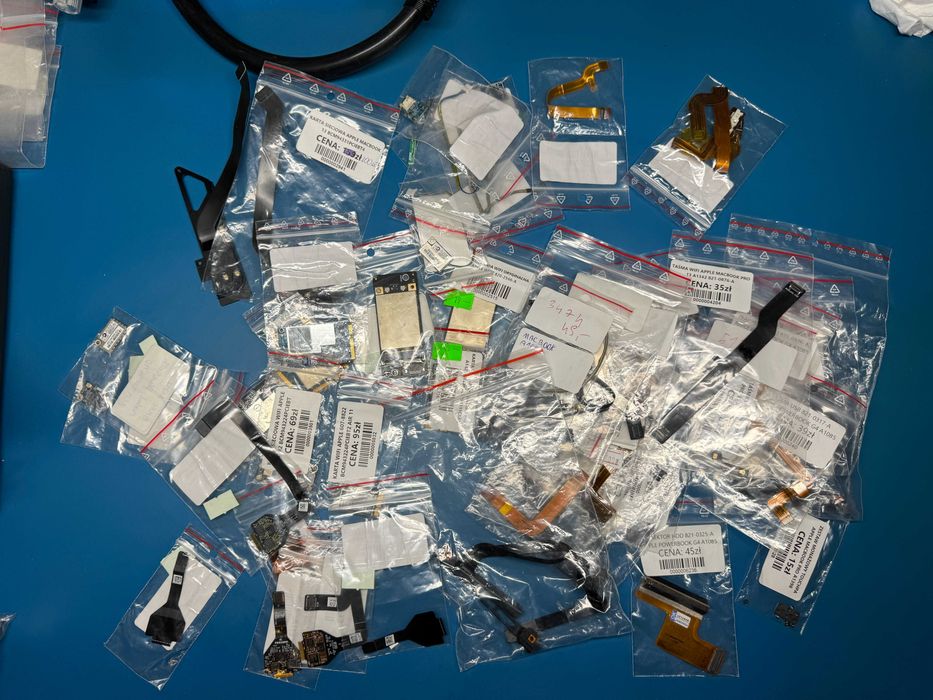 Części laptopowe, komputerowe - mega pakiet, ponad 1100 sztuk