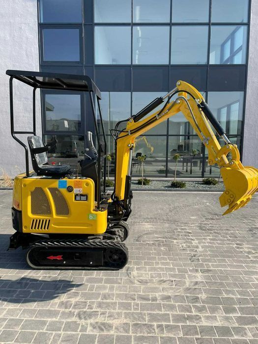 Minikoparka 1000kg + ruchome ramię + rozsuwane gąsienice