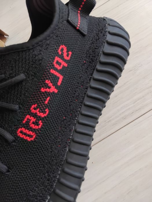Yeezy Boost V2 black red Adidas buty