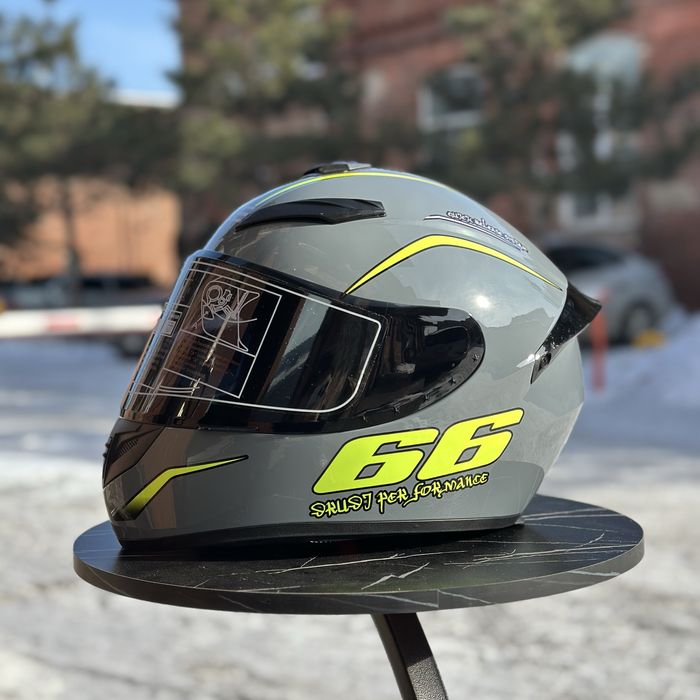 Мотошолом інтеграл QIKE + подарунок / мотошлем