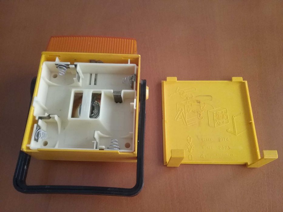 Lanterna sinalizadora de presença