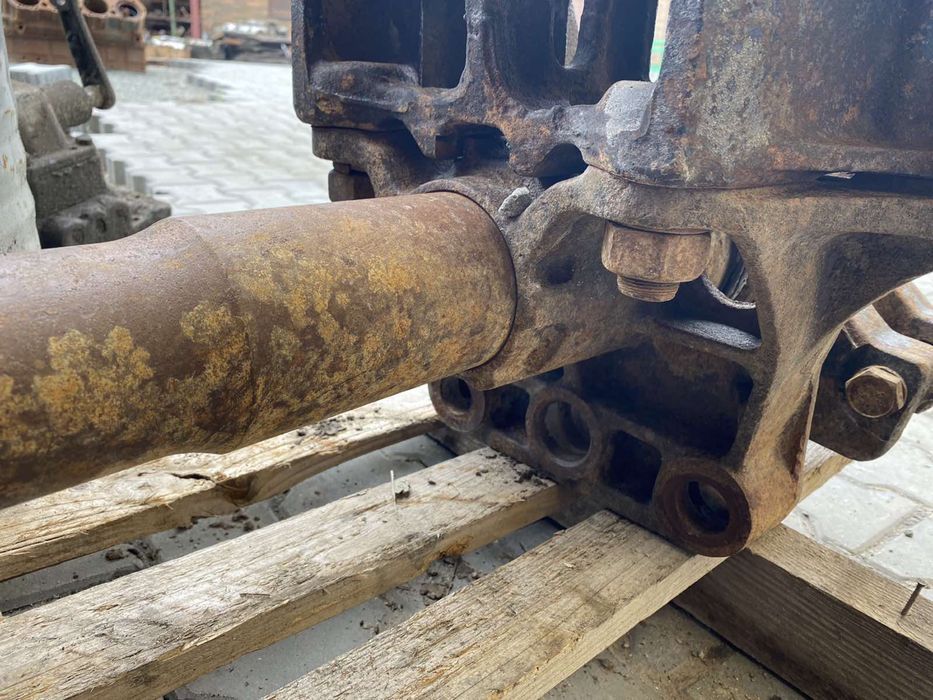 Кронштейн КАМАЗ Евро балансира с осью 65115-2918050 задней подвески