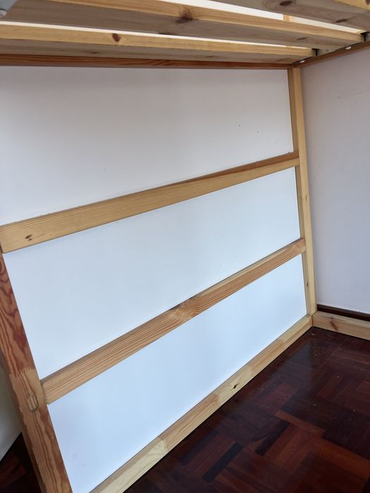 Cama Kura ikea sem colchao