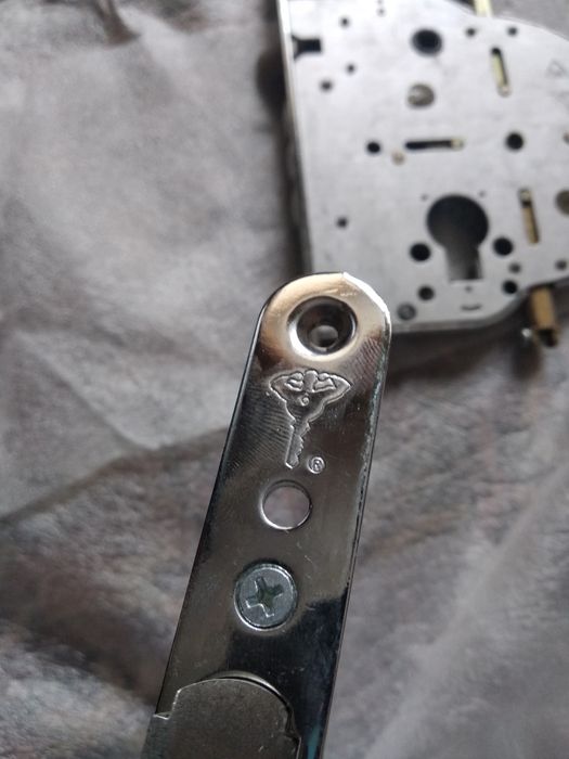 Замок Multlock Mul-t-lock M602 BS65-90-7407