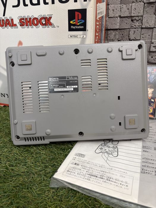 SONY PS1 scph 7000 ntsc j гарний стан! можливий КРЕДИТ