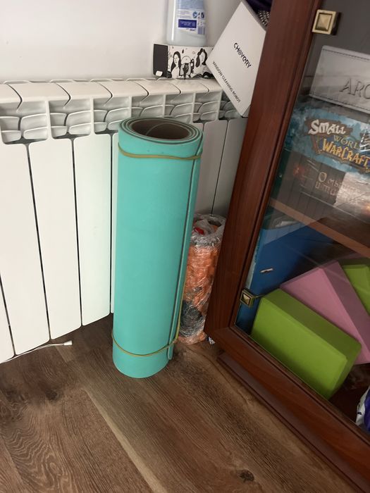 Масажний рол, МФР  та килимок для фітнесу та йоги