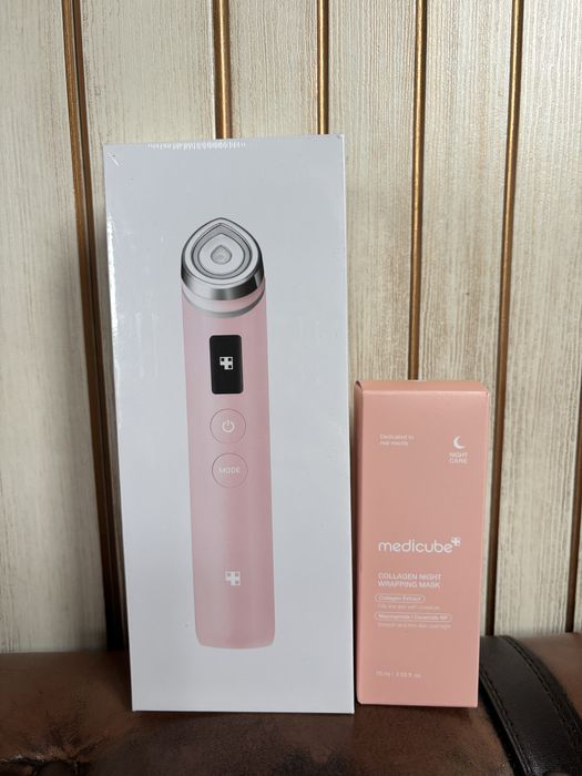 Оригинал 100% Новий набір Medicube Age-R Booster Pro + защитный чехол в подарок.