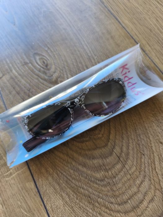 Nowe Okulary przeciwsłoneczne dla dzieci ,Kiddus UV400 Czarne 2-6 lat