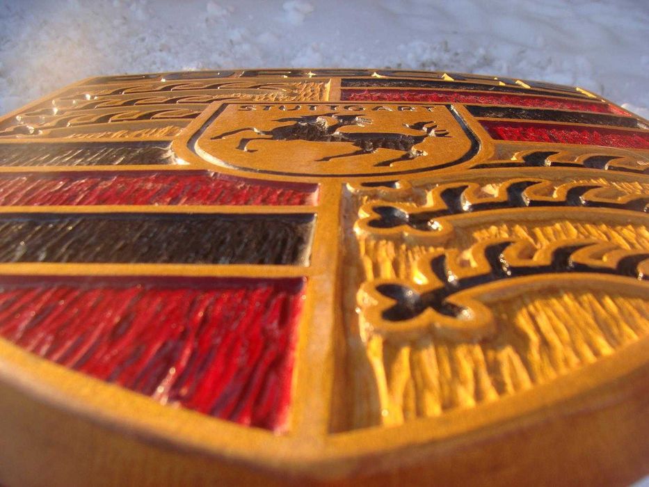 Porsche Ręcznie rzeźbione logo w drewnie. UNIKAT